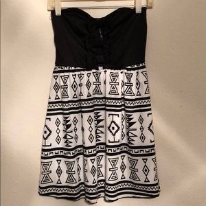 B&W strapless dress